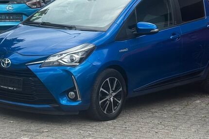 Toyota Yaris 125.201 km 11.990 &euro; Berlin 12099