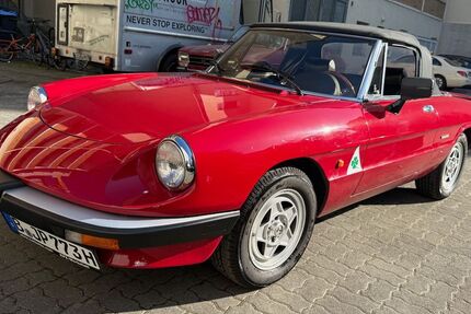 Alfa Romeo Spider 152.000 km 14.999 &euro; Berlin 10629