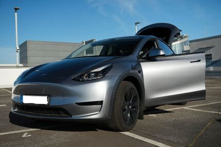 Tesla Model Y 41.000 km 40.900 &euro; Berlin 12159