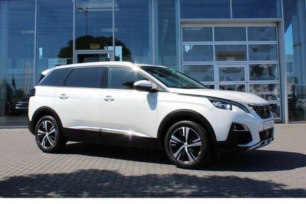 Peugeot 5008 51.076 km 24.999 &euro; Potsdam 14482