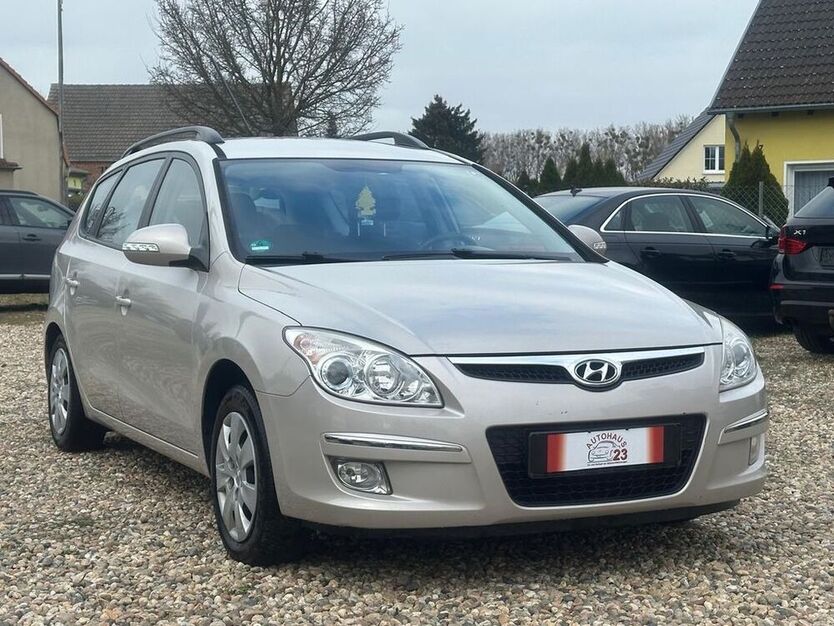 i30