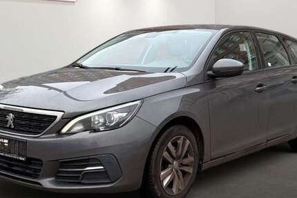 Peugeot 308 192.793 km 4.699 &euro; Berlin 12681