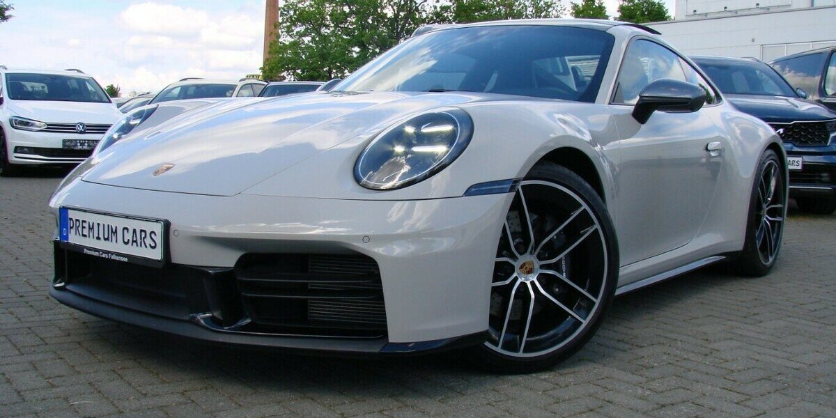 Porsche 992 .2 Carrera T Sport-Design Matrix Pano 360º BOS 8.426 km 129.980 &euro; Falkensee 14612