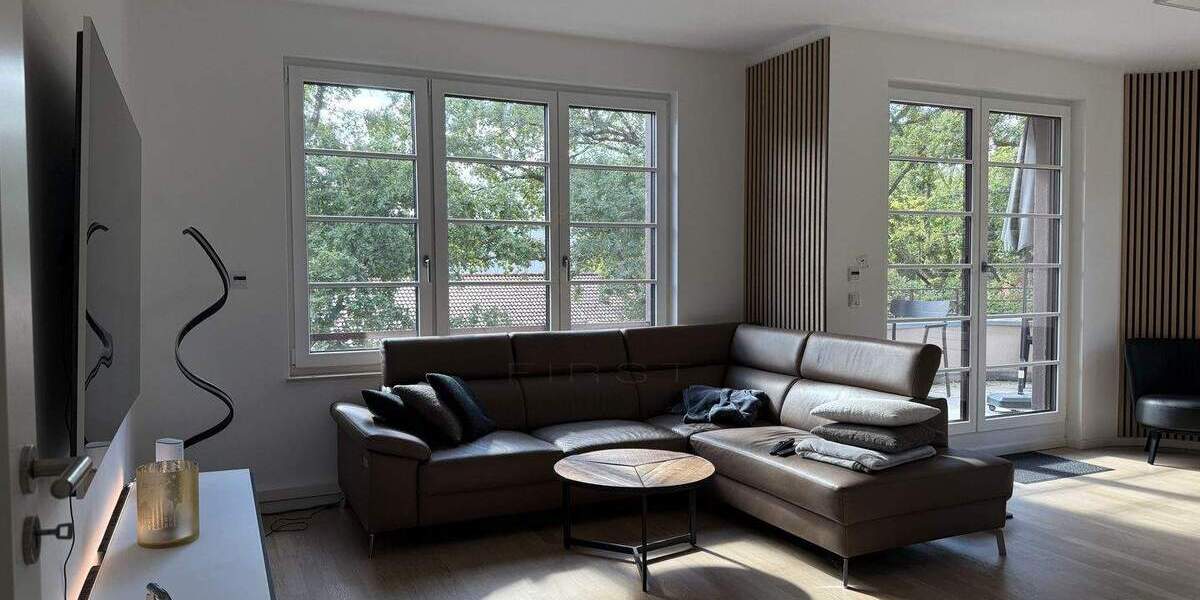 Neubauwohnung mit Dachterrasse, Jacuzzi & Tiefgarage in Bestlage von Potsdam 3 zimmer