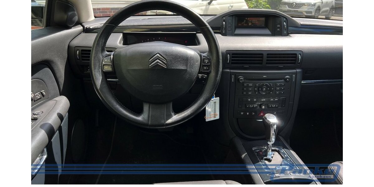 Citroen C6 Pallas*Pano*HUP*Leder*JBL*SHZ*MultiL*PDC* 157.074 km 7.990 € Berlin 13187