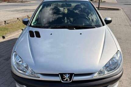 Peugeot 206 120.000 km 2.750 &euro; Potsdam, Stadt 14473