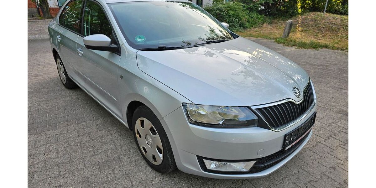 Skoda Rapid 121.000 km 7.400 &euro; Berlin 13353