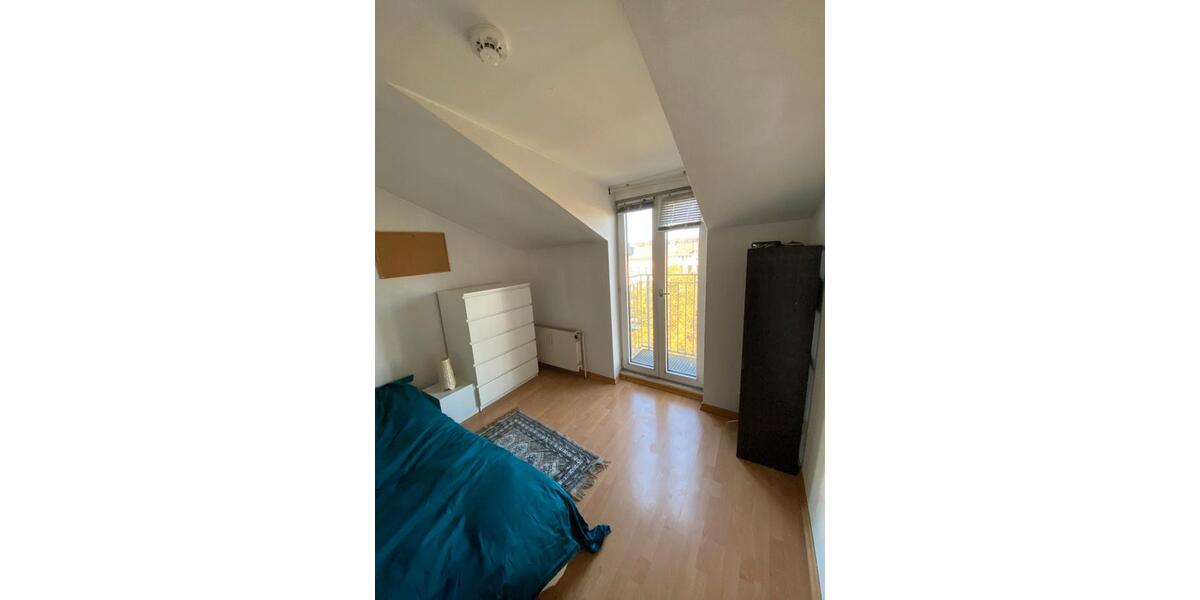 Einfamilienhaus Berlin Friedrichshain-Kreuzberg - 20 Zimmer, 69 m&sup2;, 650&euro; | Angebot:26234982