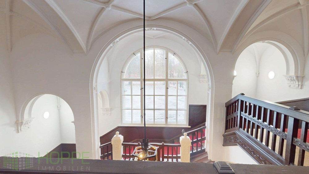 Schloss Siethen - Repräsentative Büro-, Kanzlei- oder Praxisräume in Seenähe - Gewerbeobjekt Ludwigsfelde Brandenburg - Potsdam-Mittelmark | Angebot:24611321