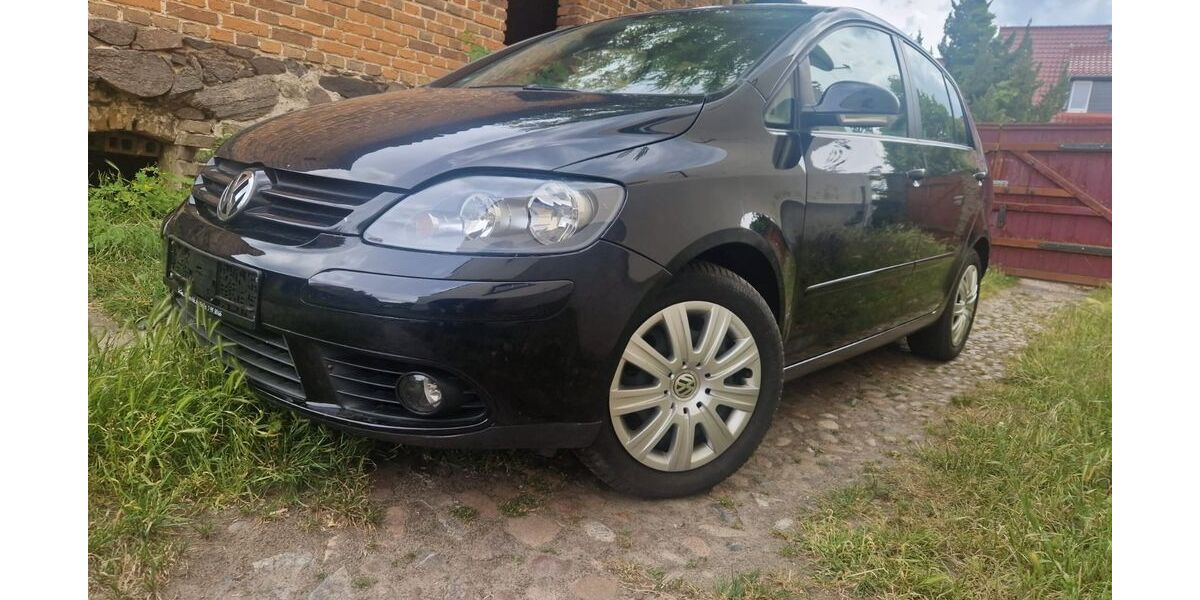 VW Golf Plus 122.000 km 3.900 &euro; Trebbin 14959