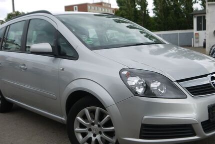 Opel Zafira 147.167 km 5.999 &euro; Berlin 12439