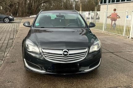 Opel Insignia 149.100 km 6.800 &euro; Potsdam 14482