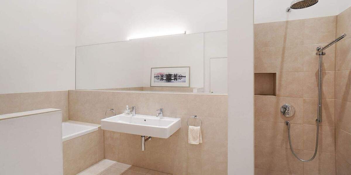 Etagenwohnung Berlin Kreuzberg - 5 Zimmer, 202 m&sup2;, 4.000&euro; | Angebot:24487238