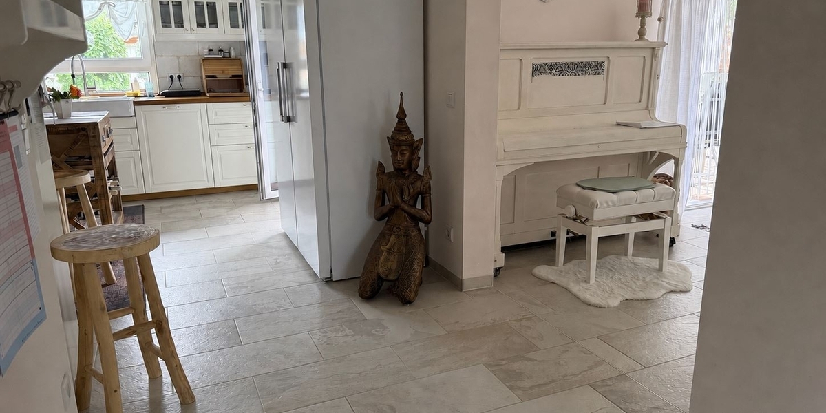 Mediterranes Landhaus mit Wohlfühlgarten und Wellnessbereich in Nauen-Wachow - Einfamilienhaus Nauen | Angebot:27071277