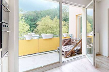 Großzügige 4-Zimmer-Dachgeschosswohnung mit sonnigem Südwest-Balkon 4 zimmer