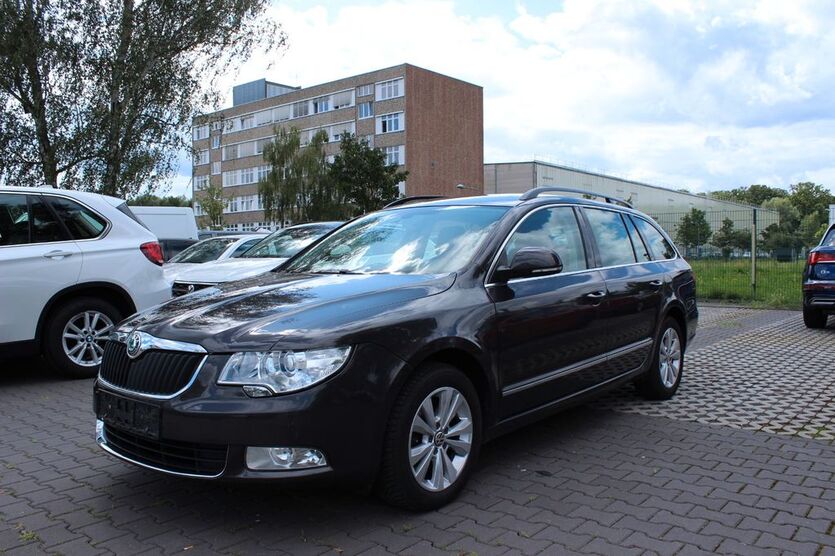 Skoda Superb 198.700 km 6.000 € Hennigsdorf (bei Berlin) 16761