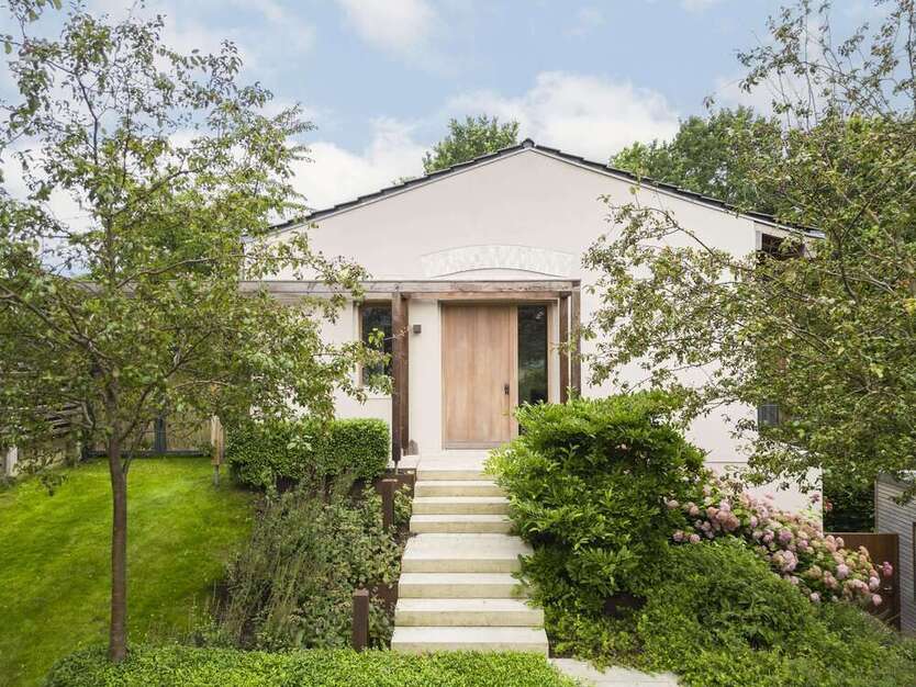 Haus zum Kaufen in Potsdam 2.490.000 € 207 m²