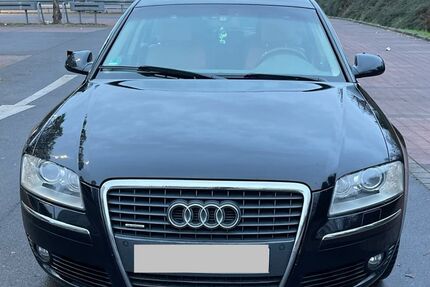 Audi A8 270.499 km 7.499 € Berlin 12689