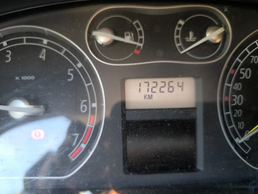 Renault Laguna 172.350 km 1.600 € Berlin 10178