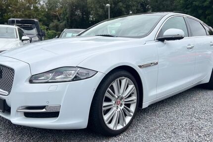 Jaguar XJ 94.011 km 18.790 &euro; Potsdam 14482