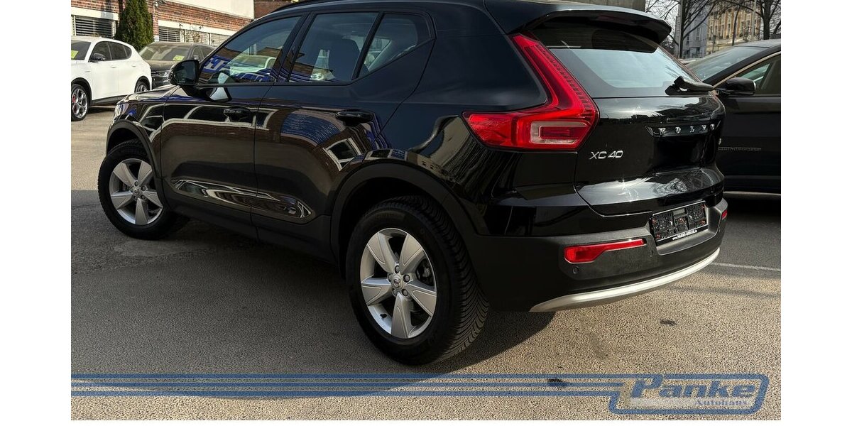 Volvo XC40 Essential 2WD 8G*LED*Virtuall*PDC*BT*Tempo* 15.156 km 26.990 &euro; Berlin 13187