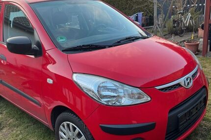 Hyundai i10 94.000 km 2.300 &euro; Nauen 14641