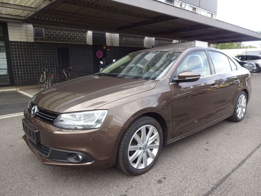 VW Jetta 200.000 km 6.500 € Berlin 12249