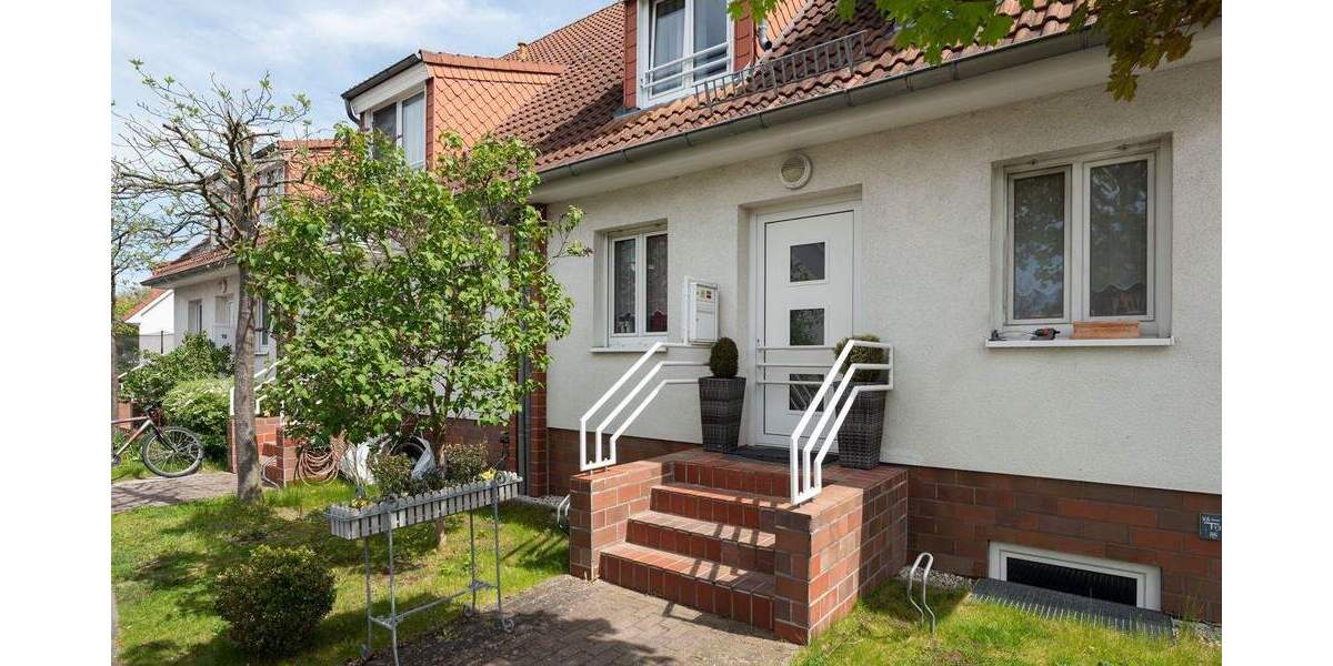 Ohne Käuferprovision - Großzügiges Reihenendhaus vor den Toren Berlins! 4 zimmer