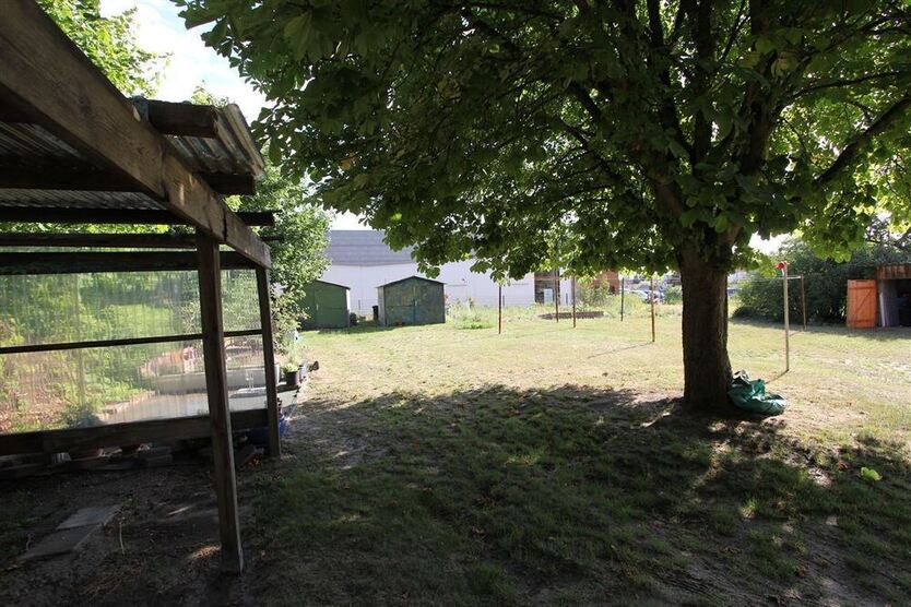 Schönes Mehrfamilienhaus im Ortskern von Caputh 14 zimmer
