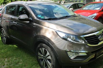 Kia Sportage 157.000 km 9.390 &euro; Mahlow 15831