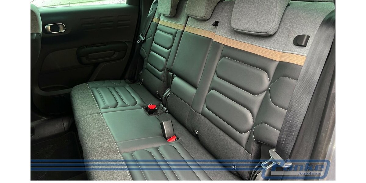 Citroen C3 Aircross Shine Pack*Head-UP*R-Cam*Tempo*Navi* 5.293 km 15.850 &euro; Berlin 13187