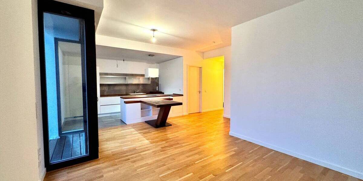 Etagenwohnung Berlin Charlottenburg - 3 Zimmer, 96 m&sup2;, 1.995&euro; | Angebot:26629299