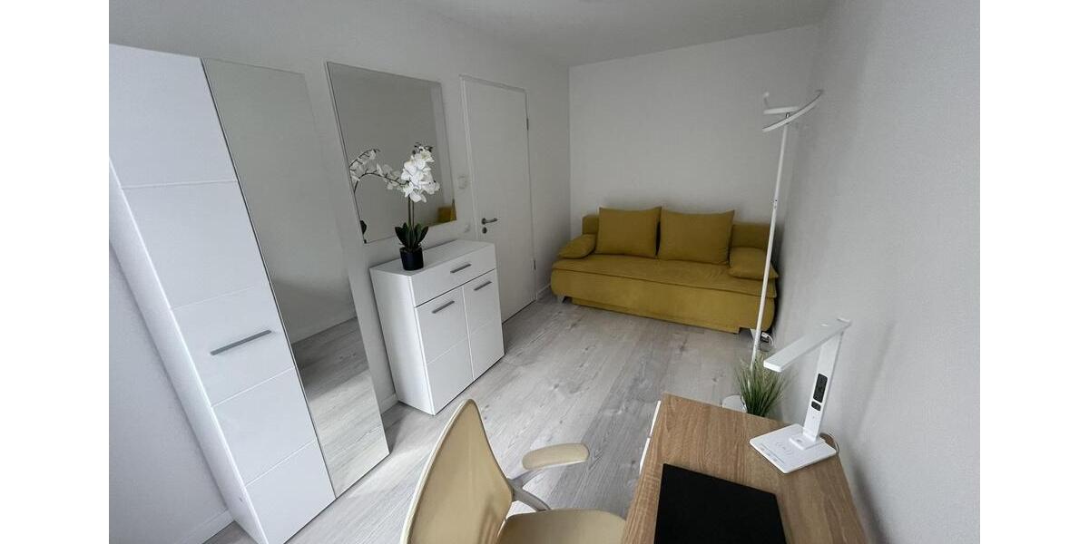 Erdgeschoßwohnung Berlin - 3 Zimmer, 71 m&sup2;, 1.950&euro; | Angebot:26683038