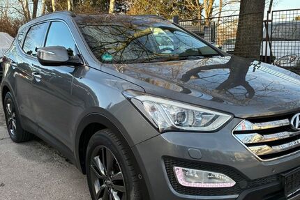 Hyundai SANTA FE 172.000 km 9.989 &euro; Berlin 12524