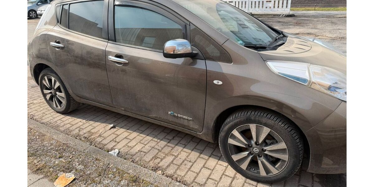 Nissan Leaf 32.200 km 9.800 &euro; Berlin 12524