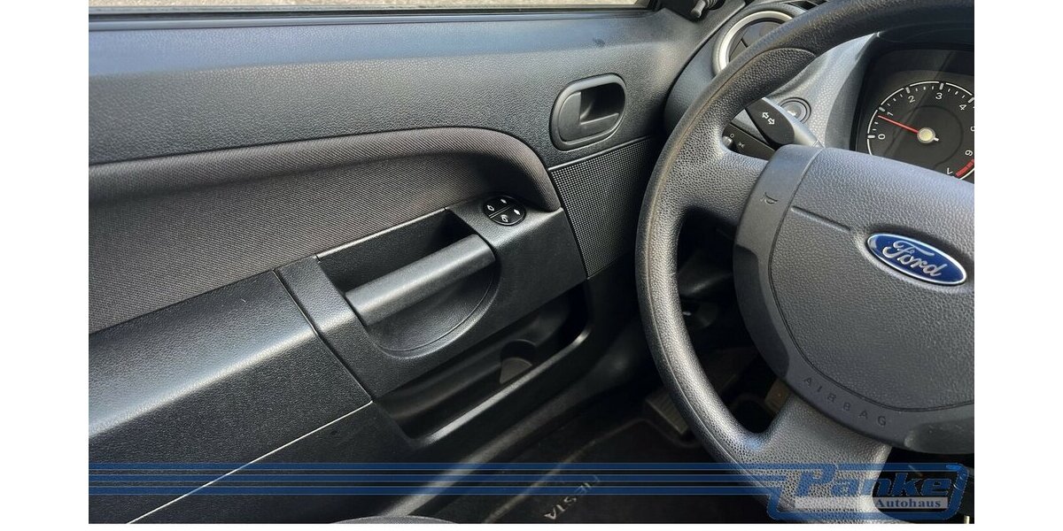 Ford Fiesta Ambiente 1.3*Radio/CD*AUX*Klima* 245.511 km 1.790 &euro; Berlin 13187