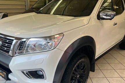 Nissan Navara 140.000 km 22.800 &euro; Berlin 13158