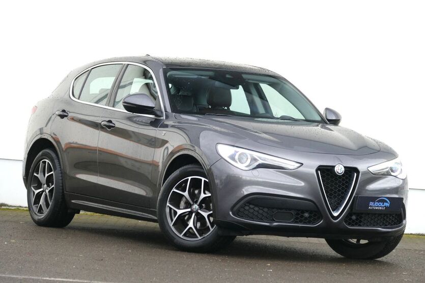 Alfa Romeo Stelvio 87.000 km 25.799 € Berlin 13088