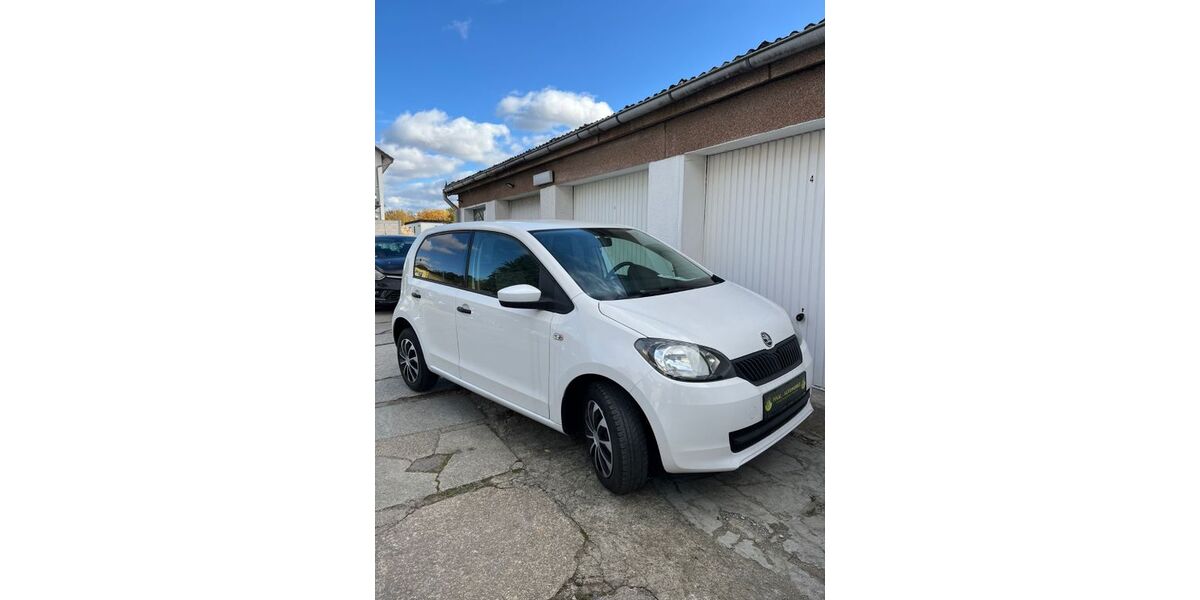 Skoda Citigo 98.600 km 4.200 &euro; Berlin 12353