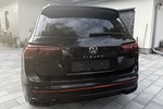 VW Tiguan R-Line Black MATRIX ACC CAM 20 Z HARMAN 57.456 km 31.990 € Berlin 10247