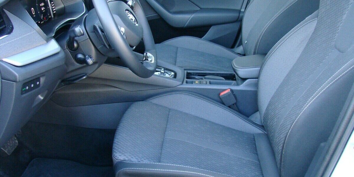 Skoda Octavia 2.0TDI Style ACC Columbus HeadUp AHK 48.103 km 27.480 &euro; Falkensee 14612