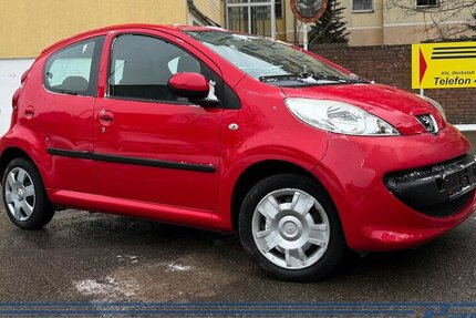 Peugeot 107 Filou 1.0*Radio/CD*USB*Isofix*4trg*Allwetter 140.497 km 2.350 &euro; Berlin 13187