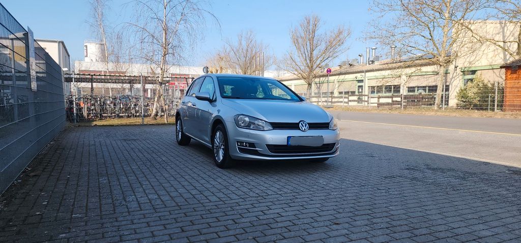 VW Golf 141.000 km 9.490 &euro; Falkensee 14612