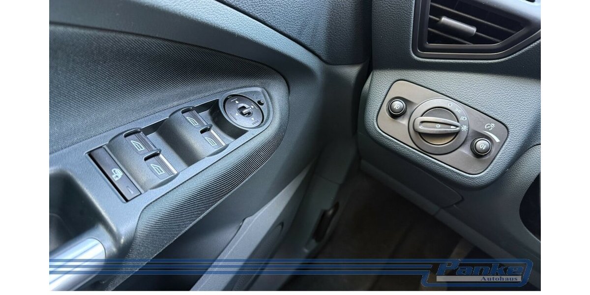 Ford Grand C-Max Trend 7-Sitze Xenon 1.Hand 128.580 km 7.890 &euro; Berlin 13187