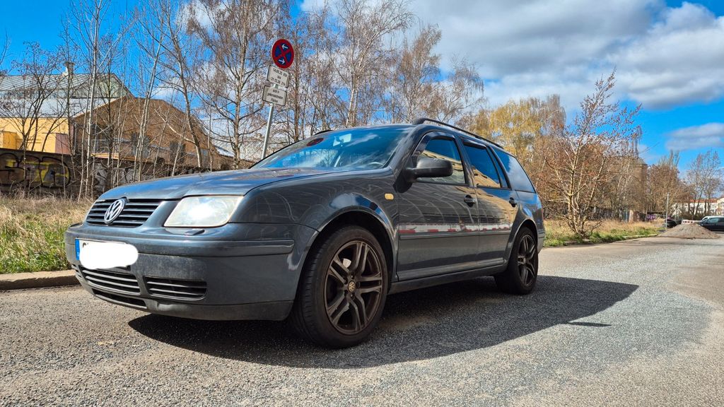VW Bora 314.000 km 1.900 &euro; Berlin 13357