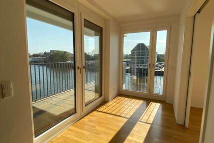 Wohnung zum Mieten in Berlin 1.937,69 € 71.66 m²