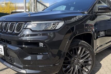 Jeep Compass 57.234 km 27.999 &euro; Berlin 13127