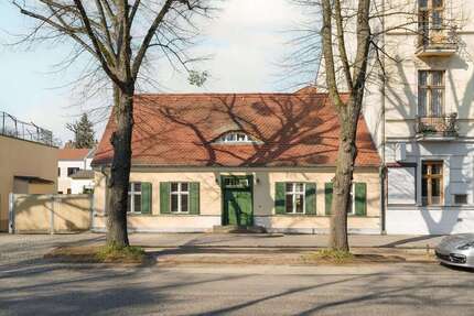 Haus zum Kaufen in Potsdam 1.450.000 € 210 m²