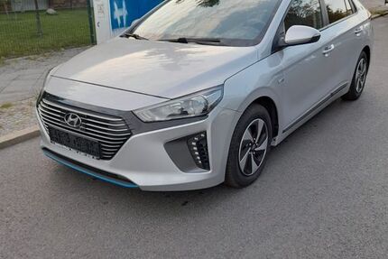 Hyundai IONIQ 98.000 km 10.200 &euro; Berlin 12055