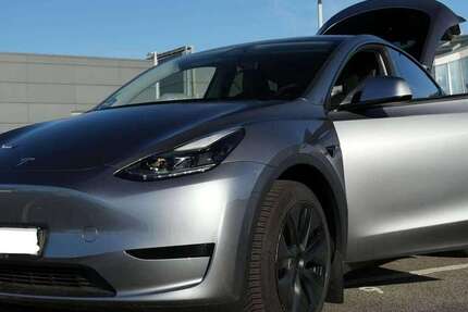 Tesla Model Y 41.000 km 40.900 &euro; Berlin, Stadt 12159
